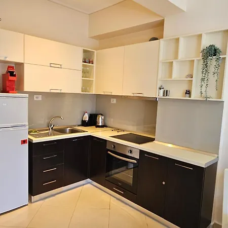 Pearl Sea View Apartment *